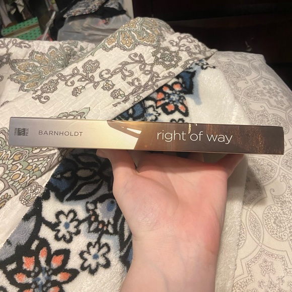 2/$5 | Lauren Barnholdt | Books - Picture 2 of 15